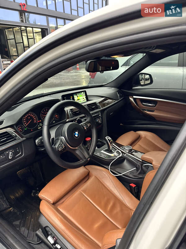 Седан BMW 3 Series 2015 в Ровно фото 18 Седан BMW 3 Series 2015 в Ровно