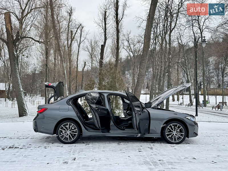 Седан BMW 3 Series 2022 в Киеве фото 31 Седан BMW 3 Series 2022 в Киеве