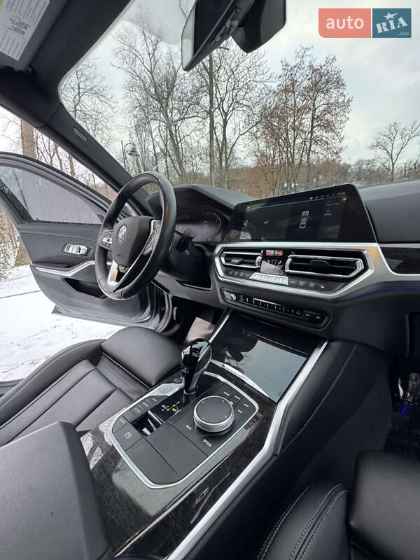 Седан BMW 3 Series 2022 в Киеве фото 69 Седан BMW 3 Series 2022 в Киеве