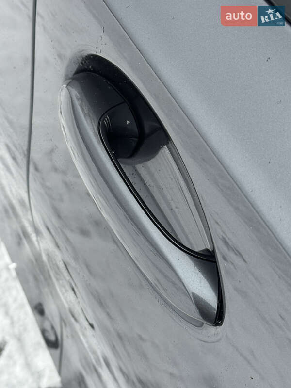 Седан BMW 3 Series 2022 в Киеве фото 100 Седан BMW 3 Series 2022 в Киеве