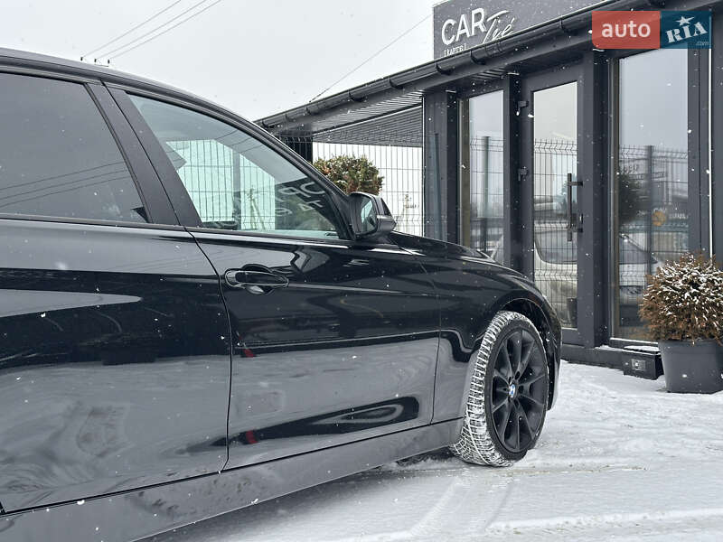 Седан BMW 3 Series 2013 в Львове