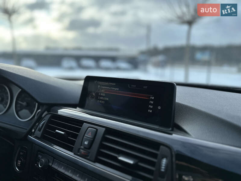 Седан BMW 3 Series 2013 в Львове