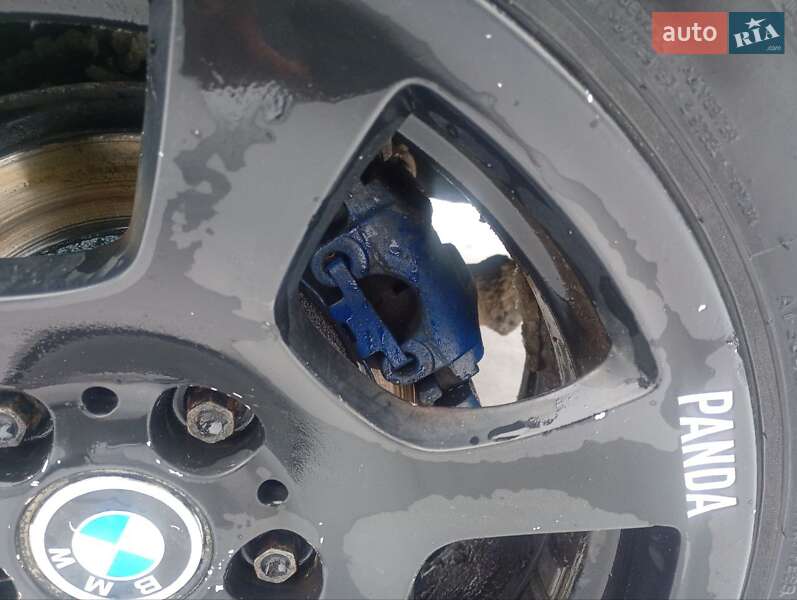 Седан BMW 3 Series 1993 в Горенці