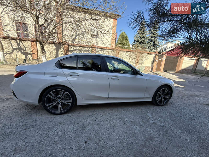 Седан BMW 3 Series 2020 в Одесі