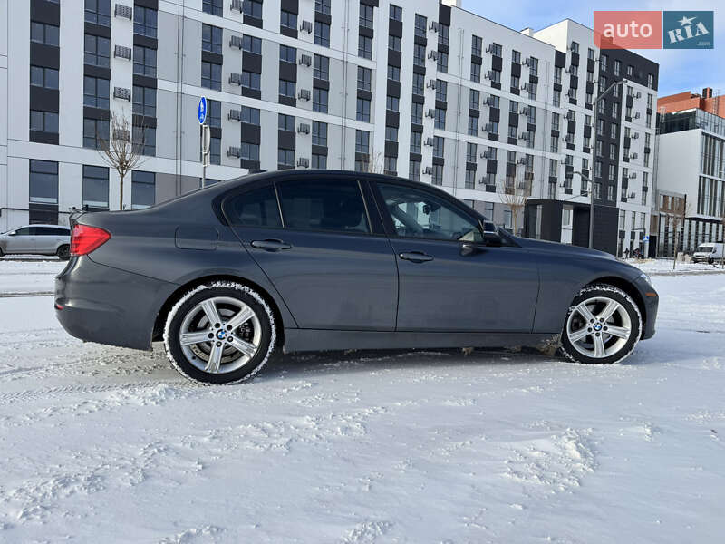 Седан BMW 3 Series 2015 в Рівному