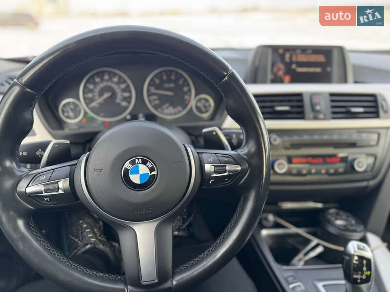 Седан BMW 3 Series 2015 в Рівному