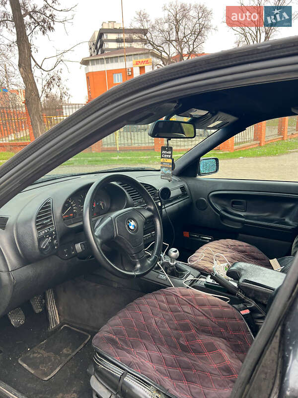 Седан BMW 3 Series 1994 в Одессе фото 2 Седан BMW 3 Series 1994 в Одессе