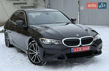 Седан BMW 3 Series 2019 в Киеве