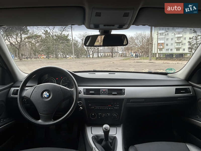 Універсал BMW 3 Series 2006 в Миколаєві