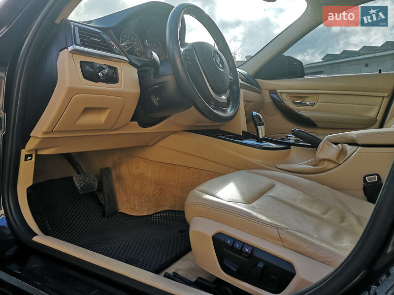 Седан BMW 3 Series 2013 в Калуші