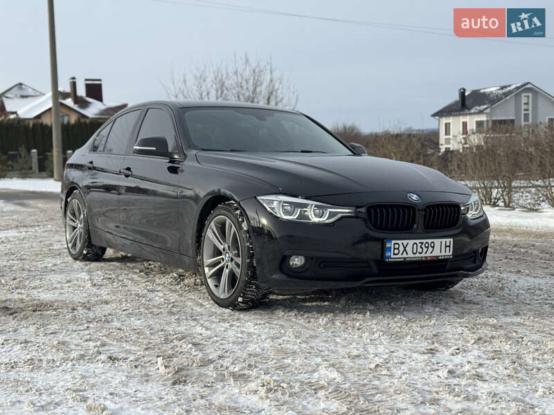 Седан BMW 3 Series 2017 в Хмельницком