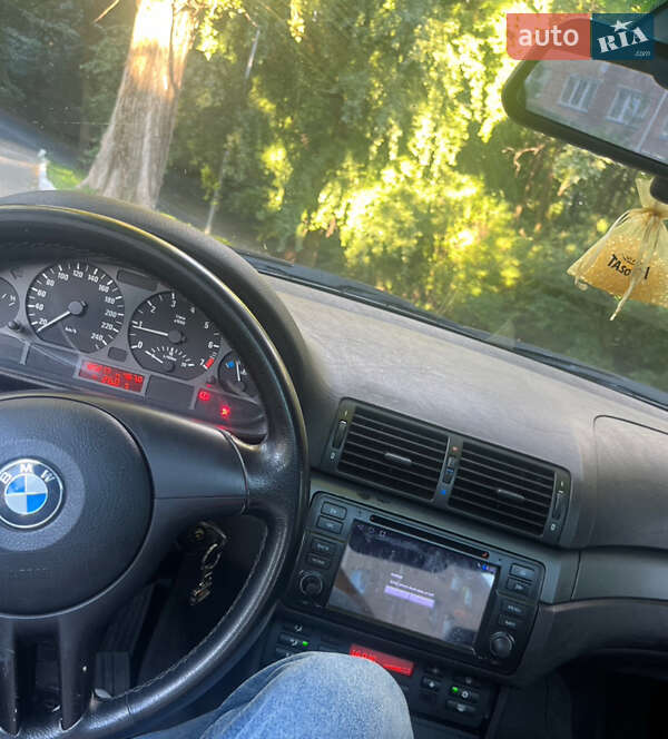 Седан BMW 3 Series 2003 в Володарке