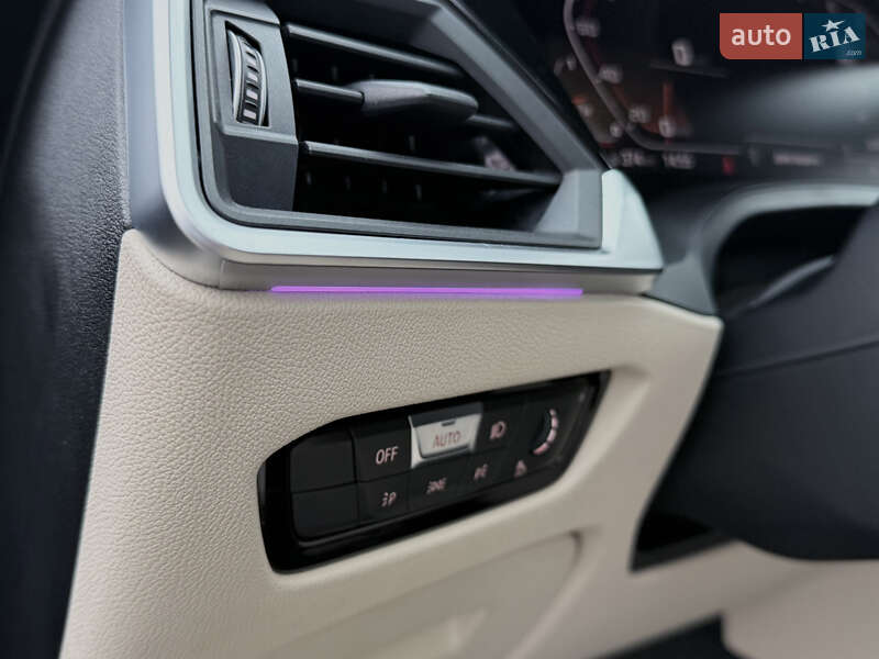 Седан BMW 3 Series 2019 в Ковеле