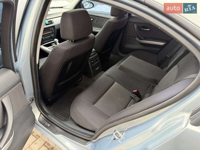 Седан BMW 3 Series 2006 в Белой Церкви