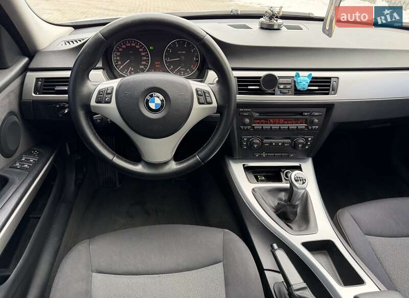 Седан BMW 3 Series 2006 в Белой Церкви