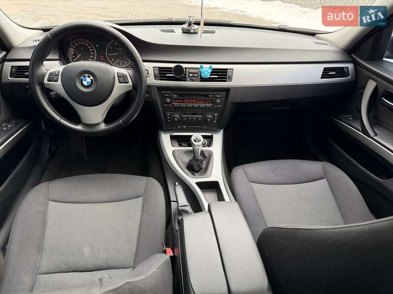 Седан BMW 3 Series 2006 в Белой Церкви
