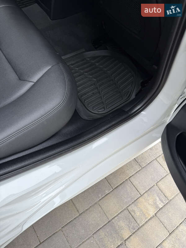 Седан BMW 3 Series 2018 в Одессе фото 94 Седан BMW 3 Series 2018 в Одессе