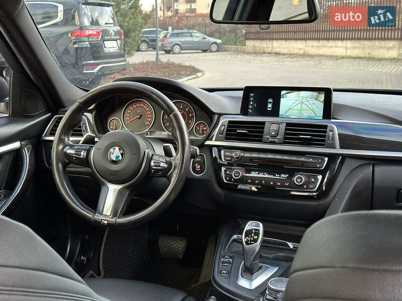 Седан BMW 3 Series 2017 в Ужгороді