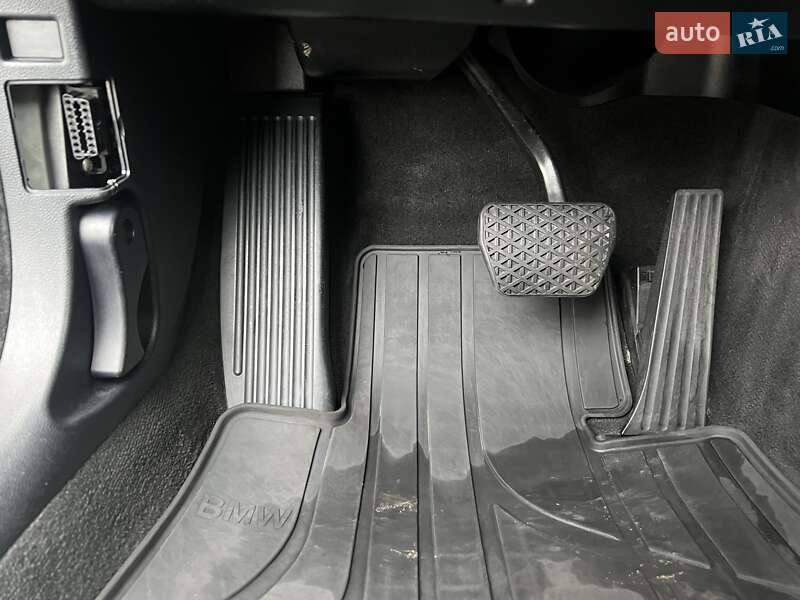 Універсал BMW 3 Series 2009 в Києві