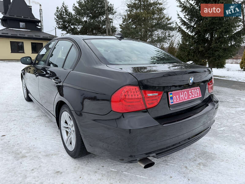 Седан BMW 3 Series 2010 в Коломые фото 10 Седан BMW 3 Series 2010 в Коломые