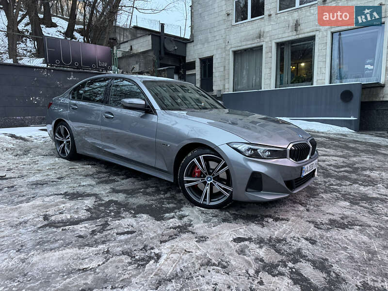 Седан BMW 3 Series 2022 в Києві фото 3 Седан BMW 3 Series 2022 в Києві