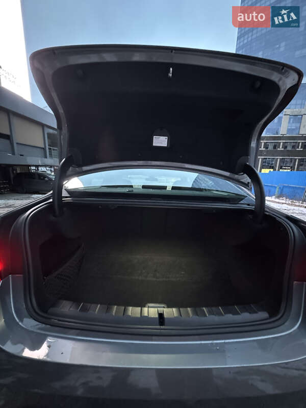 Седан BMW 3 Series 2022 в Києві фото 36 Седан BMW 3 Series 2022 в Києві