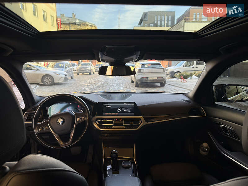 Седан BMW 3 Series 2020 в Львові