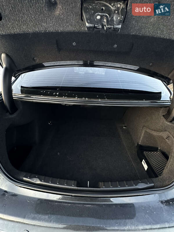 Седан BMW 3 Series 2014 в Рівному