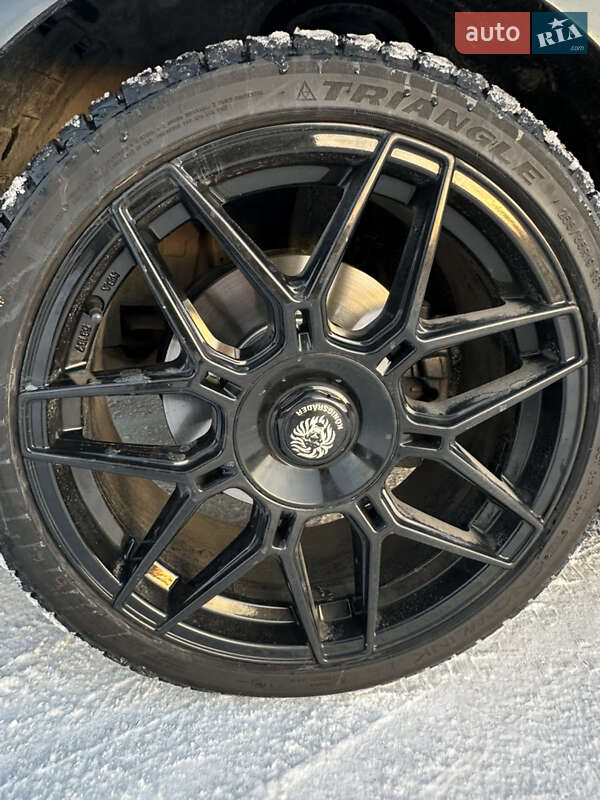 Седан BMW 3 Series 2014 в Рівному