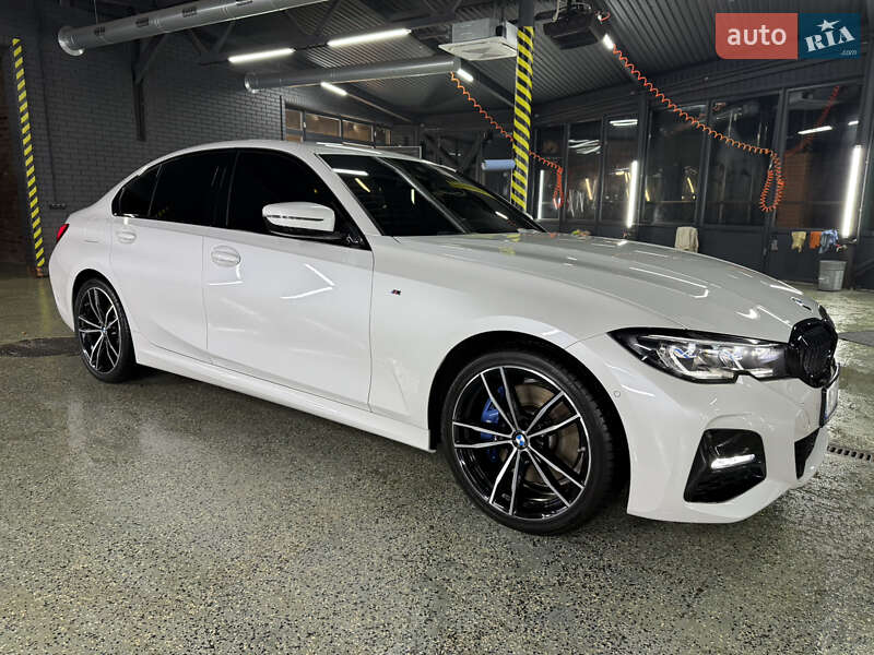 Седан BMW 3 Series 2022 в Кривом Роге