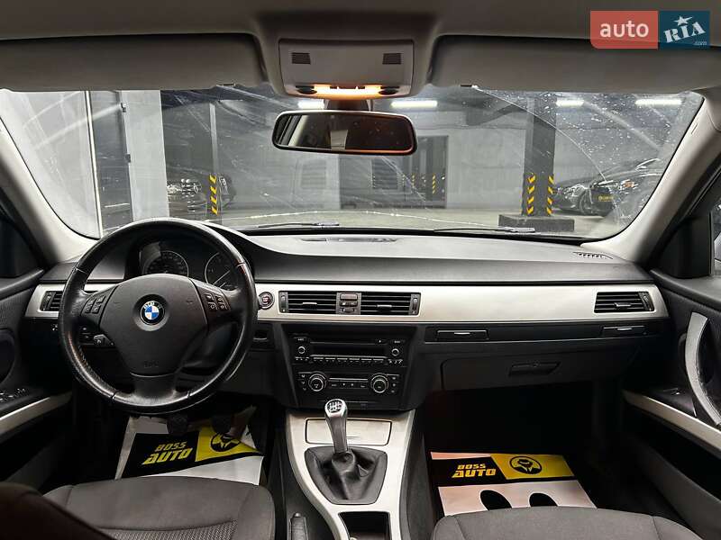 Седан BMW 3 Series 2011 в Черновцах фото 11 Седан BMW 3 Series 2011 в Черновцах