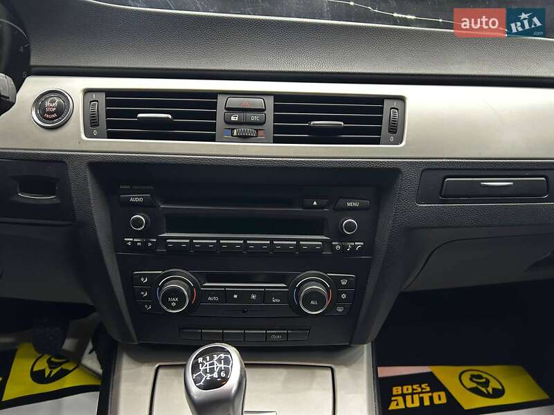 Седан BMW 3 Series 2011 в Черновцах фото 15 Седан BMW 3 Series 2011 в Черновцах