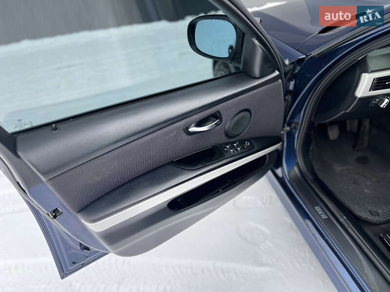 Седан BMW 3 Series 2010 в Хмельницькому