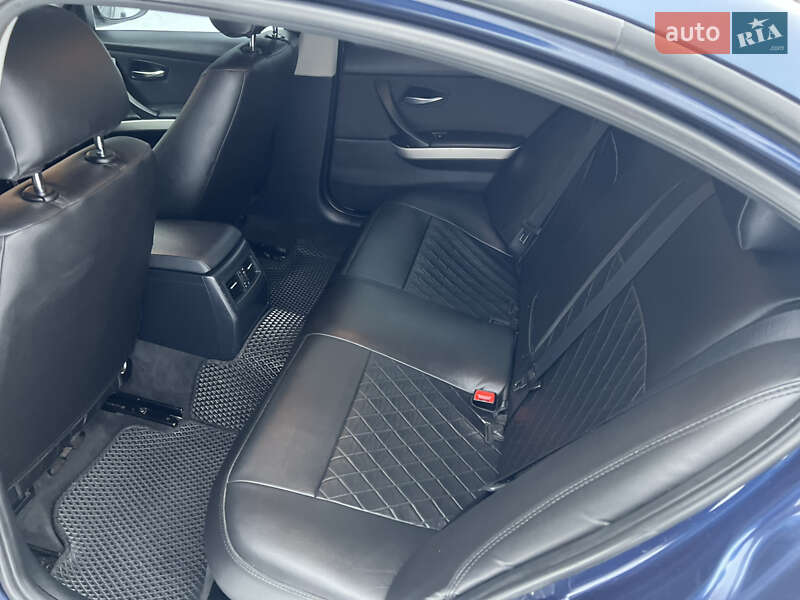 Седан BMW 3 Series 2010 в Хмельницькому