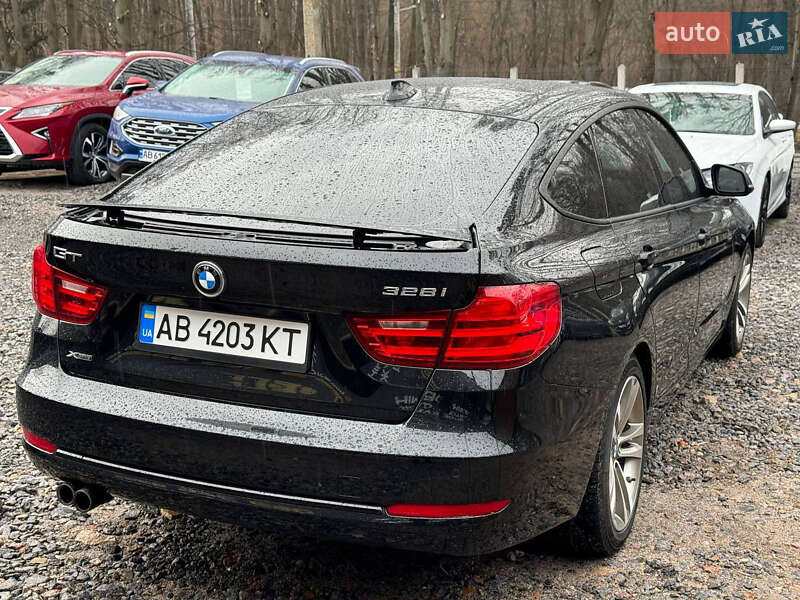 Седан BMW 3 Series 2015 в Івано-Франківську