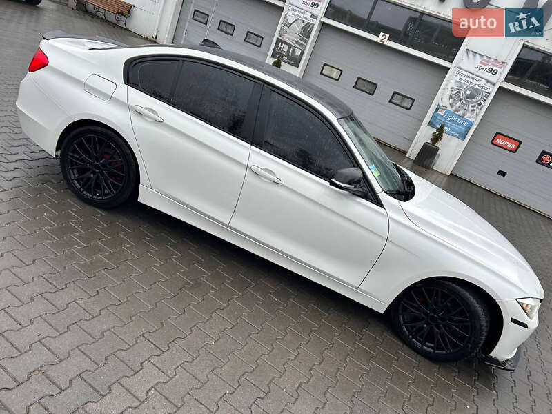Седан BMW 3 Series 2012 в Виннице