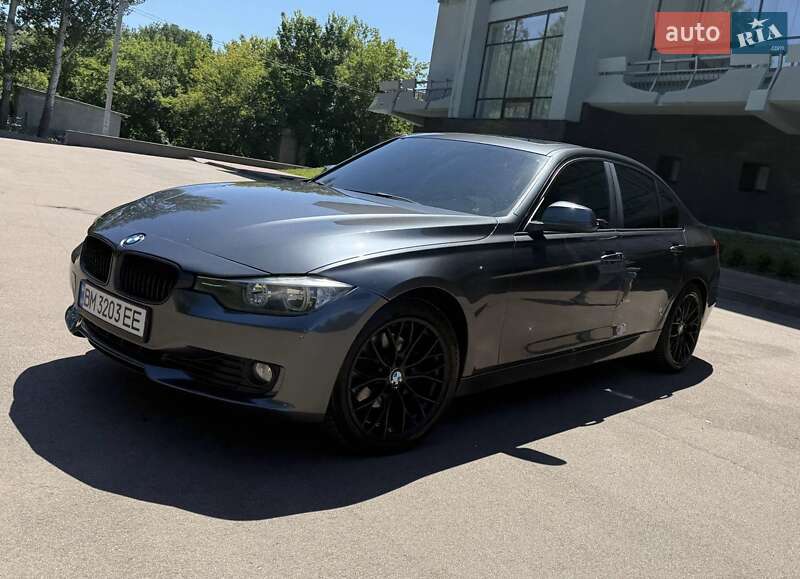 Седан BMW 3 Series 2013 в Сумах