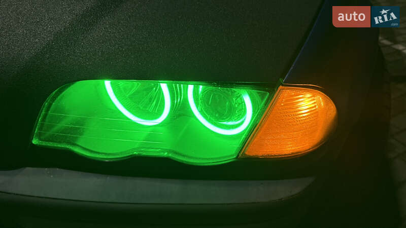 Седан BMW 3 Series 1999 в Буче