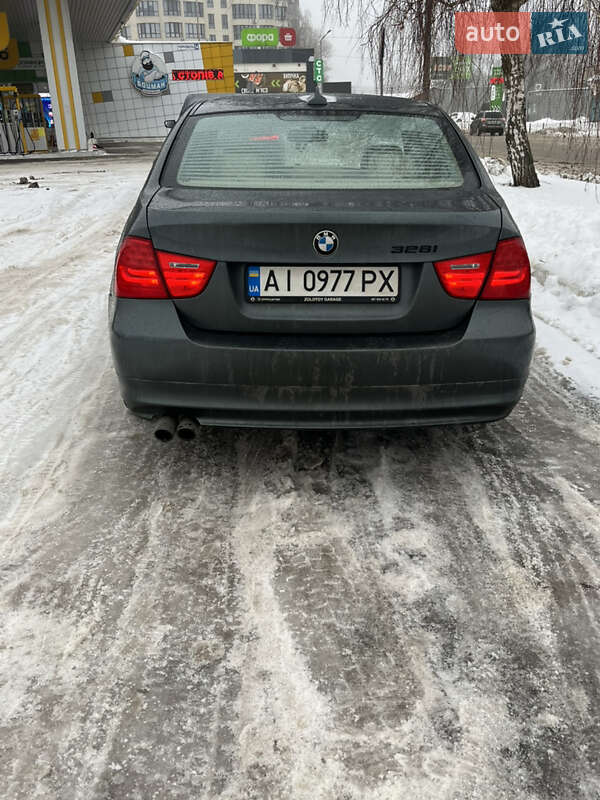 Седан BMW 3 Series 2009 в Киеве