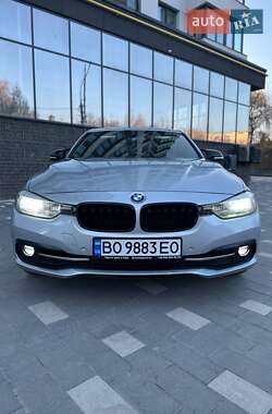 Седан BMW 3 Series 2015 в Львові