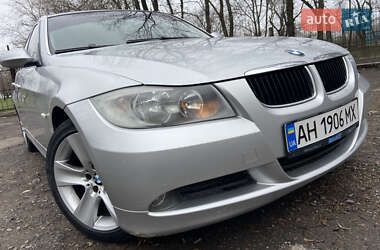 Седан BMW 3 Series 2005 в Николаеве