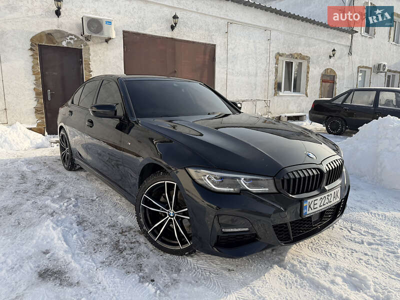 Седан BMW 3 Series 2022 в Днепре