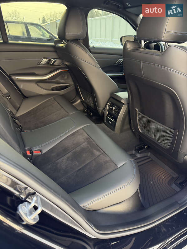 Седан BMW 3 Series 2022 в Днепре