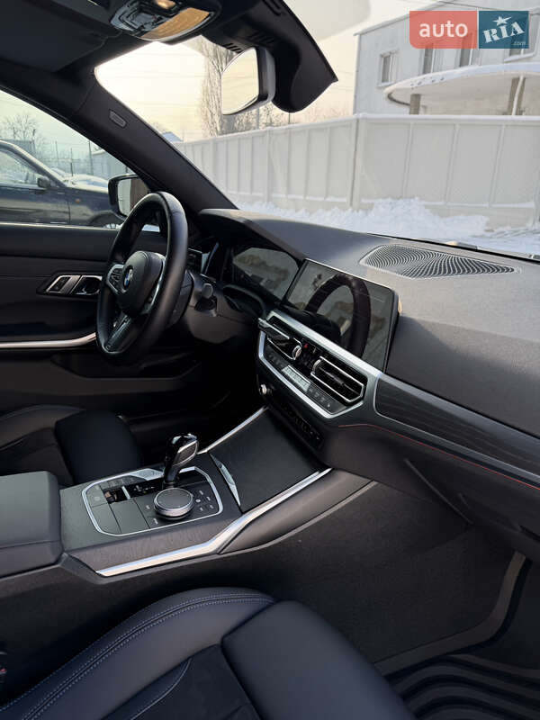 Седан BMW 3 Series 2022 в Днепре