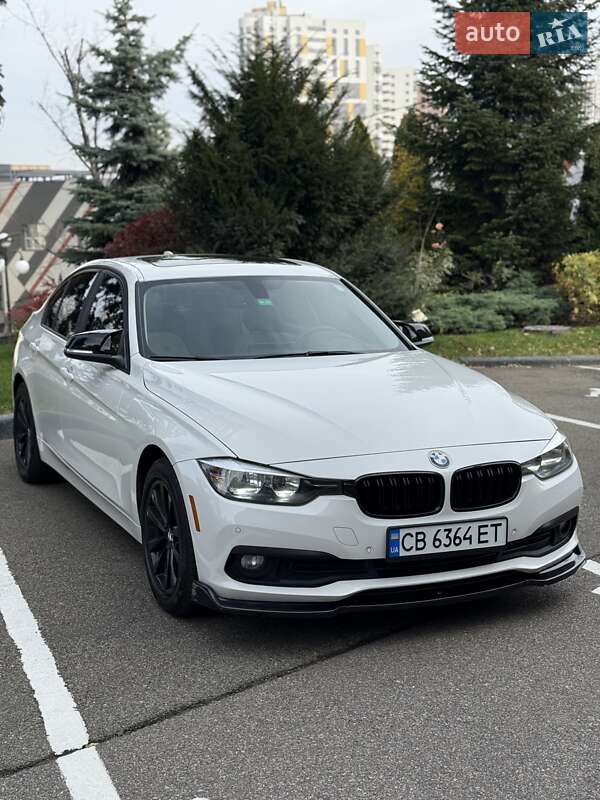 Седан BMW 3 Series 2017 в Киеве