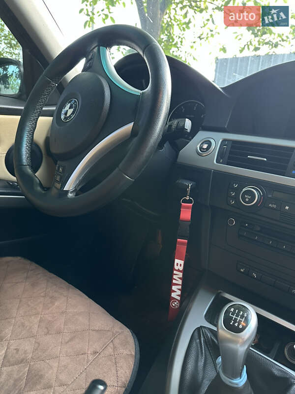 Універсал BMW 3 Series 2008 в Малій Висці