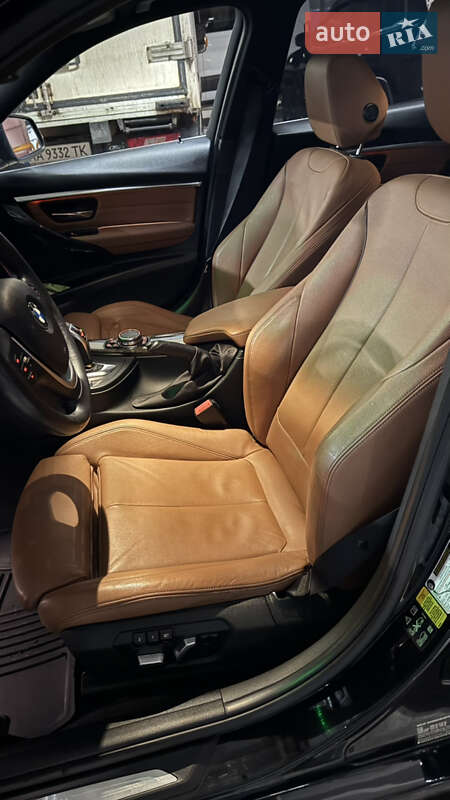 Седан BMW 3 Series 2016 в Киеве
