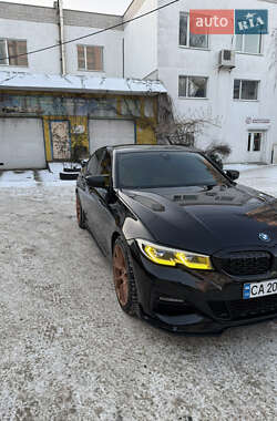 Седан BMW 3 Series 2022 в Черкасах