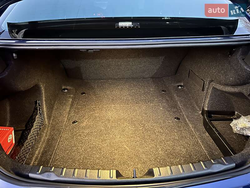 Седан BMW 3 Series 2015 в Одессе