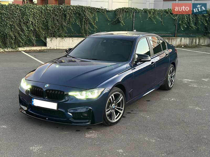 Седан BMW 3 Series 2015 в Одессе